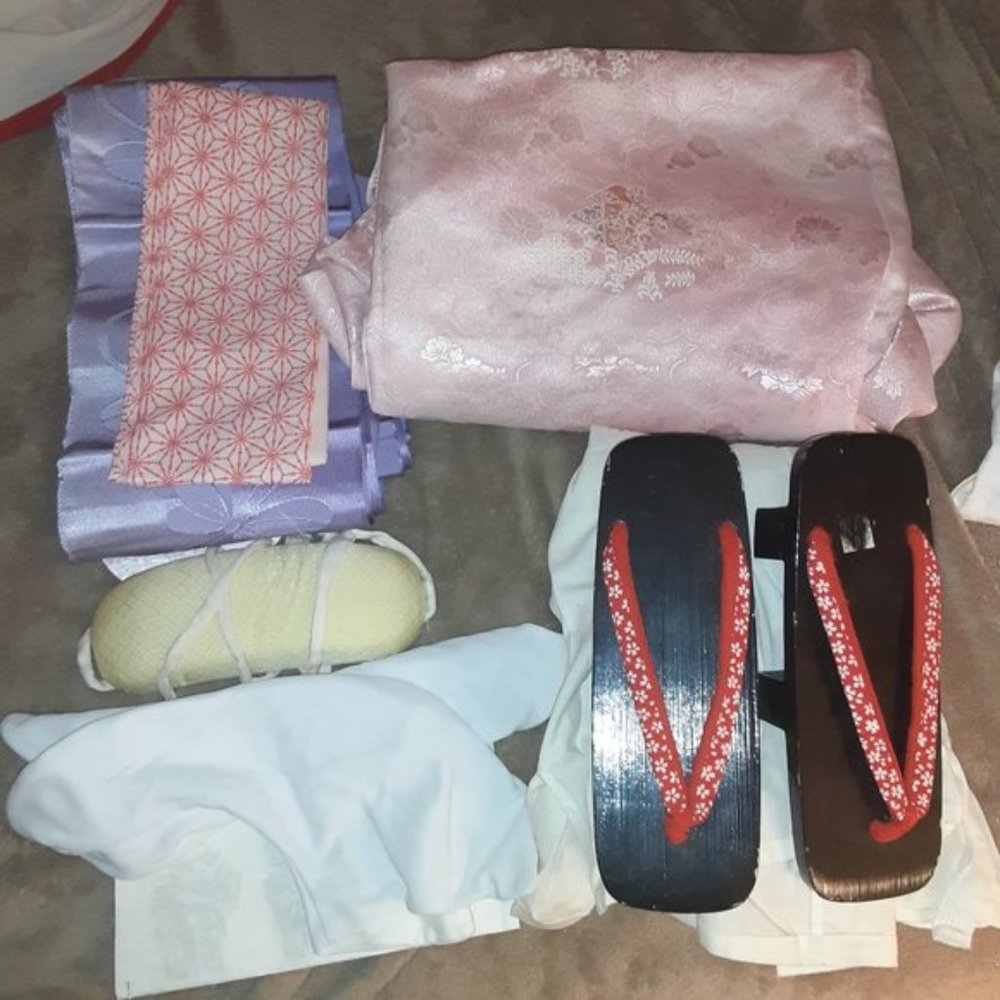 Vintage 70s Pink Original Japanese Kimono with obi,shoes,undershirt etc